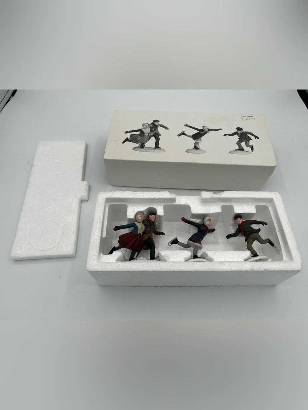2001 Retired Heritage Village Collection: 